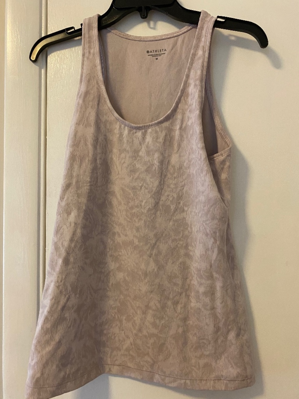 Athleta size medium blush colored tank top fitted style